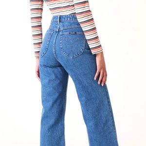 Rolla’s Sailor Jean in Ashley Blue, barely worn, size 27